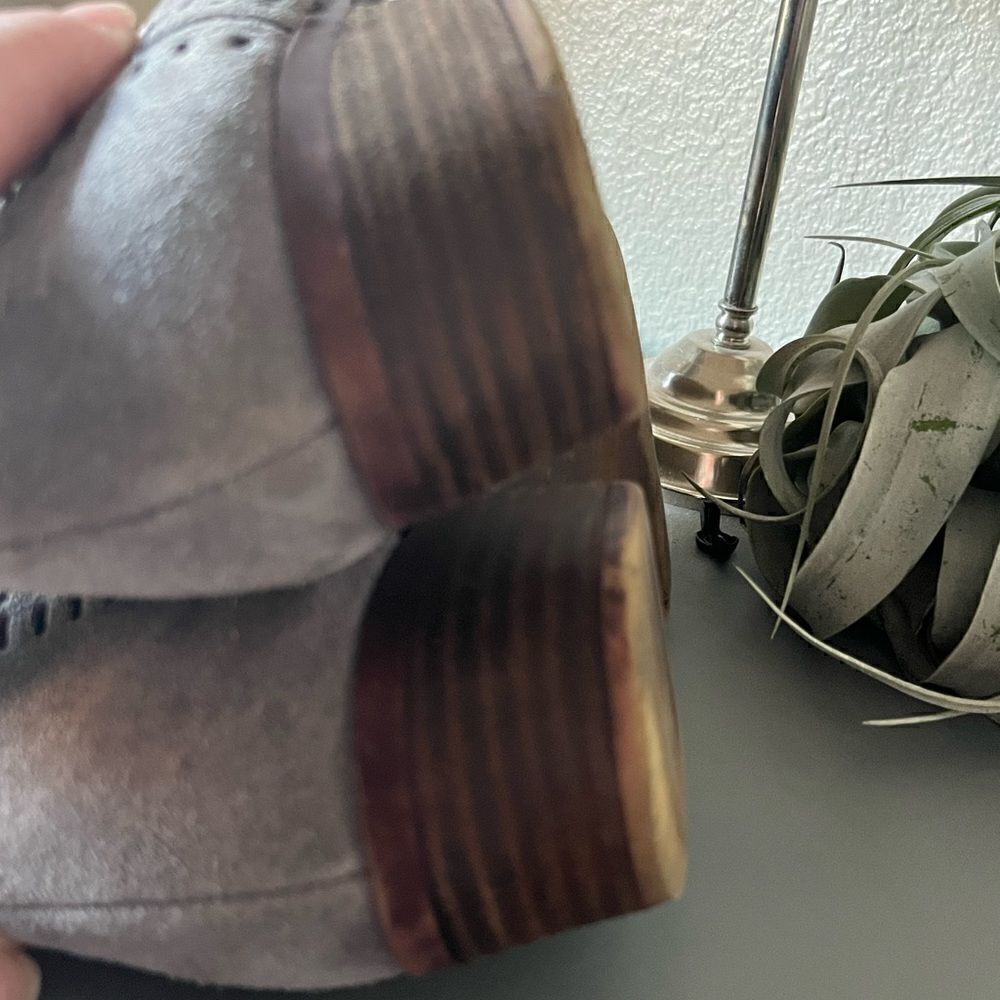 ☘️HP☘️ EUC Lucky Brand Gray Bustina Ankle Booties - Picture 11 of 11